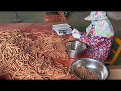 천연 대나무 찌개 말린 향신료 와 허브