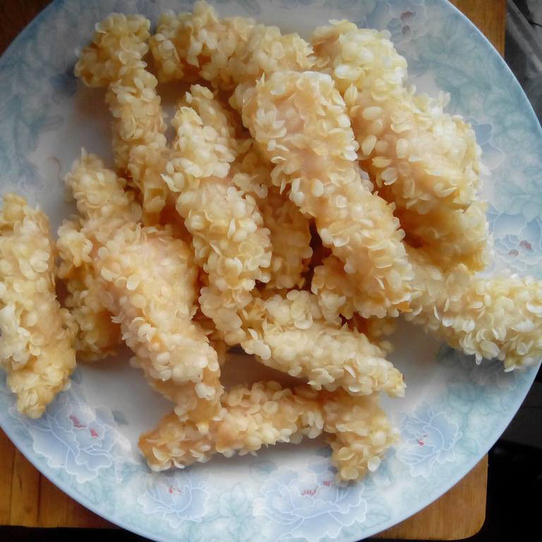 맛있는 건조 한 빵 조각 열 이 낮고 脆고 저장 친근 한 흰색 또는 노란색 빵 조각