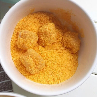 건강한 요리를 위한 최대 수분 함량 10%의 밀가루 빵가루